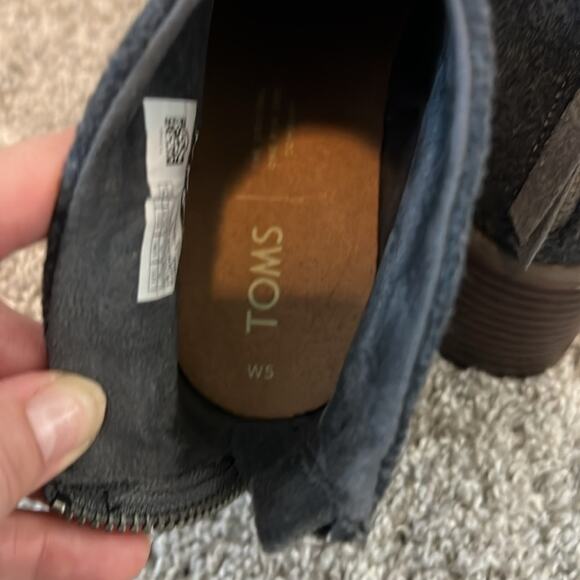 NEW Women's TOMS Lacy Bootie Forged Iron Grey Suede/Felt 5‎ $85 ankle boots Nice - Picture 10 of 16